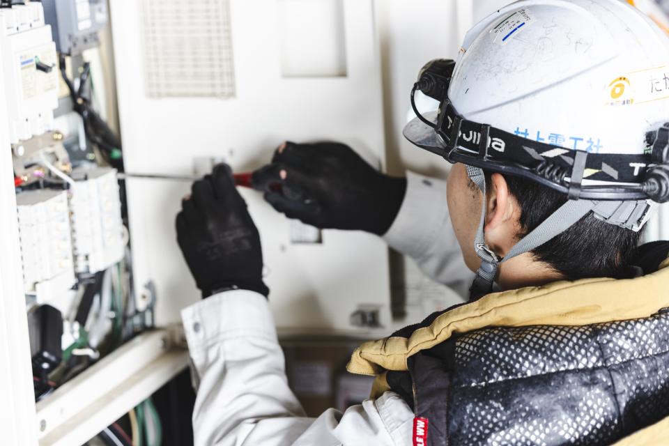 村上電工社の従業員画像4